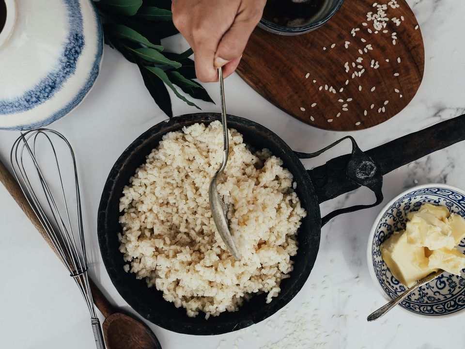 Цей інгредієнт робить рис у рази смачнішим: розкриваємо секрет турецьких господинь. Лайфхак, який перетворять рис на ресторанну страву.