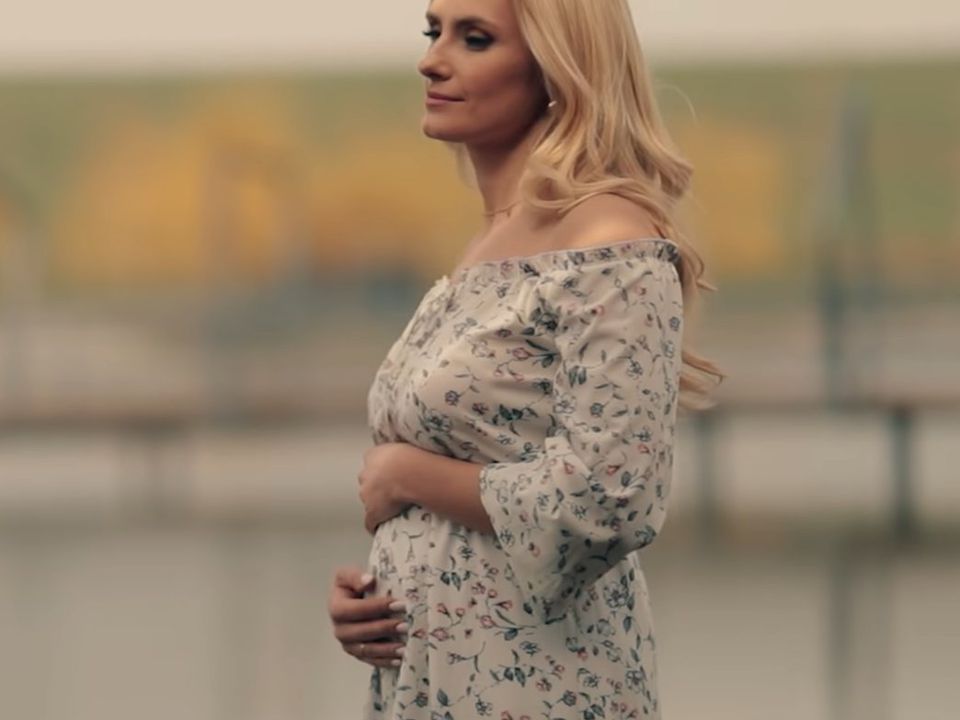 Співачка Ірина Федишин чекає на народження третьої дитини. Для оголошення радісної новини спеціально було створено відео на пісню "Секрет".