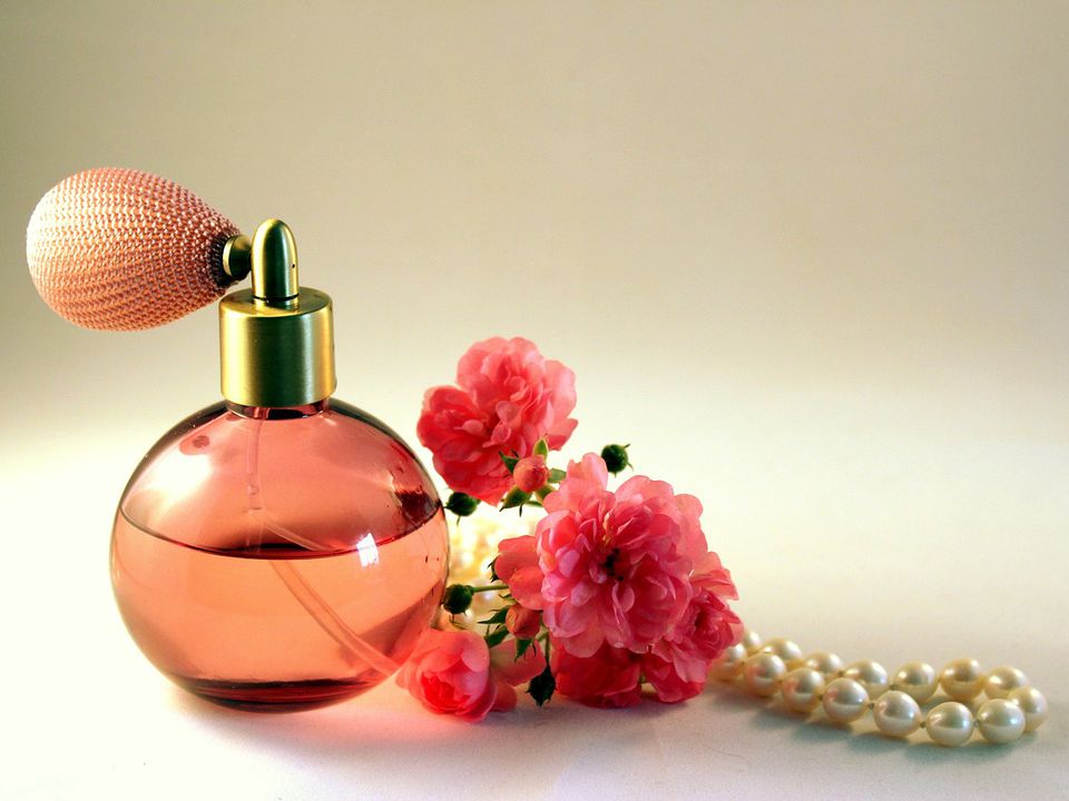 4 освіжаючих літніх парфуми з особливим настроєм. Ідеальний літній парфум, який він?