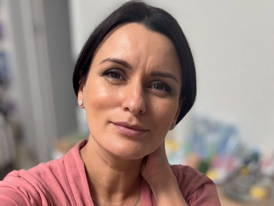 Ліза Глинська охрестила доньок-близнюків і поділилася знімками таїнства. Дівчаткам нещодавно виповнилося шість місяців.