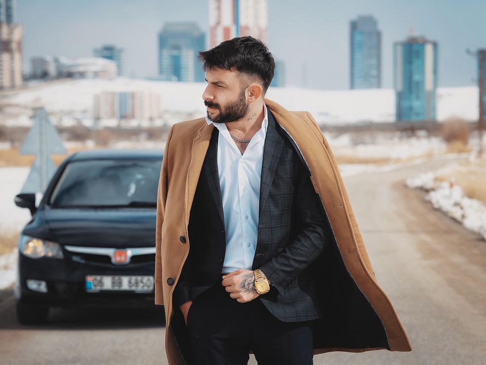 Ознаки того, що ви справді гарний чоловік для більшості жінок. Перевірте свою привабливість.