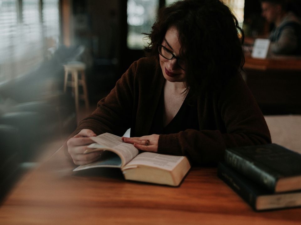 Список найкращих книг усіх часів за відгуками читачів — вони дійсно варті вашої уваги. У статті представлений список кращих книг усіх часів, складений за рекомендаціями, оцінками та враженнями різних людей.