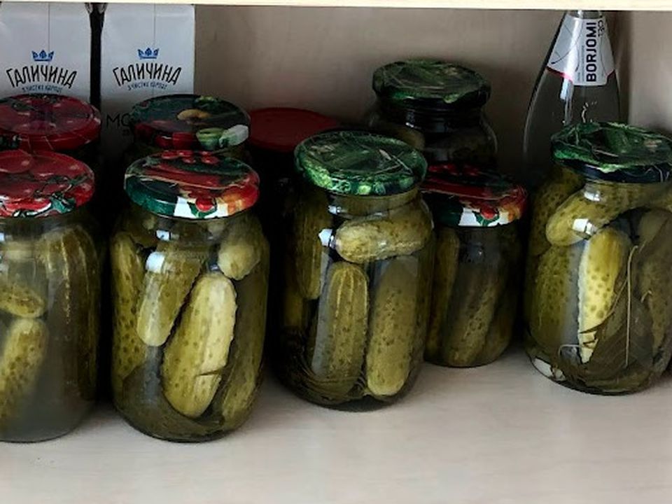 Чому консервовані огірки можуть стати м'якими і що я роблю, щоб цього не сталося. Закрутки з овочів не завжди виходять успішними.