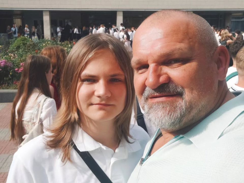 Василь Вірастюк поділився гордістю: 17-річний син вступив до Київського університету та обрав IT-напрямок. Як зараз виглядає Олег.