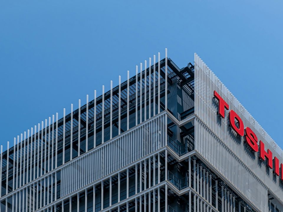 Toshiba: Що сталося з легендарною японською компанією. Реальна історія бренду.