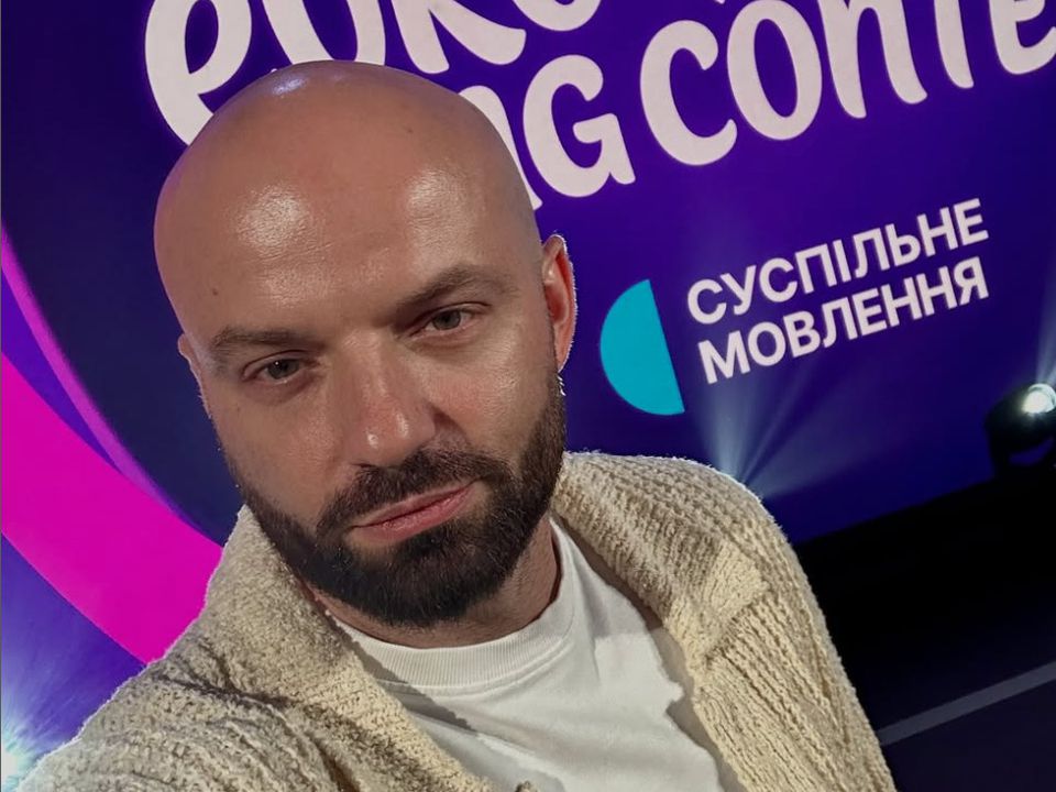 Слава Дьомін відверто про особисте: після розлучення — лише «вільні стосунки». «Я не обіцяю золоті гори»: як телеведучий зберігає чесність із жінками.
