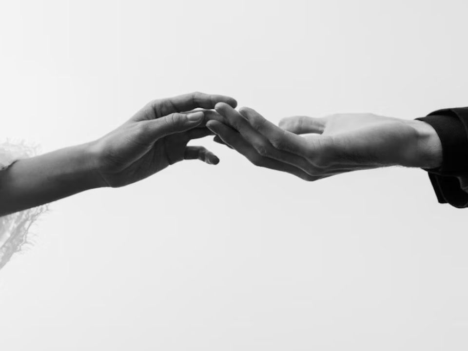 Ці 5 знаків Зодіаку можуть зустріти кохання всього життя до кінця 2025 року. Яким знакам Зодіаку зірки можуть принести особливі зустрічі до кінця 2025 року?