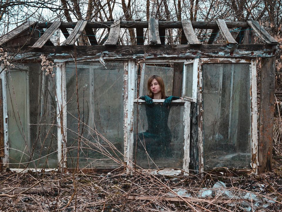 Зростали в злиднях, а тепер боїмося витрачати на себе й викидати старий мотлох. Наводжу лад у домі та голові.