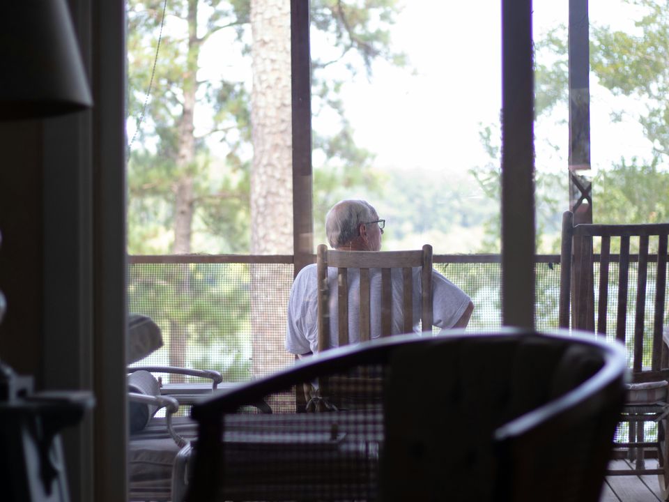 Як прожити решту життя так, щоб стати щасливим і ні про що не шкодувати. 3 глибокі думки від довгожителя.