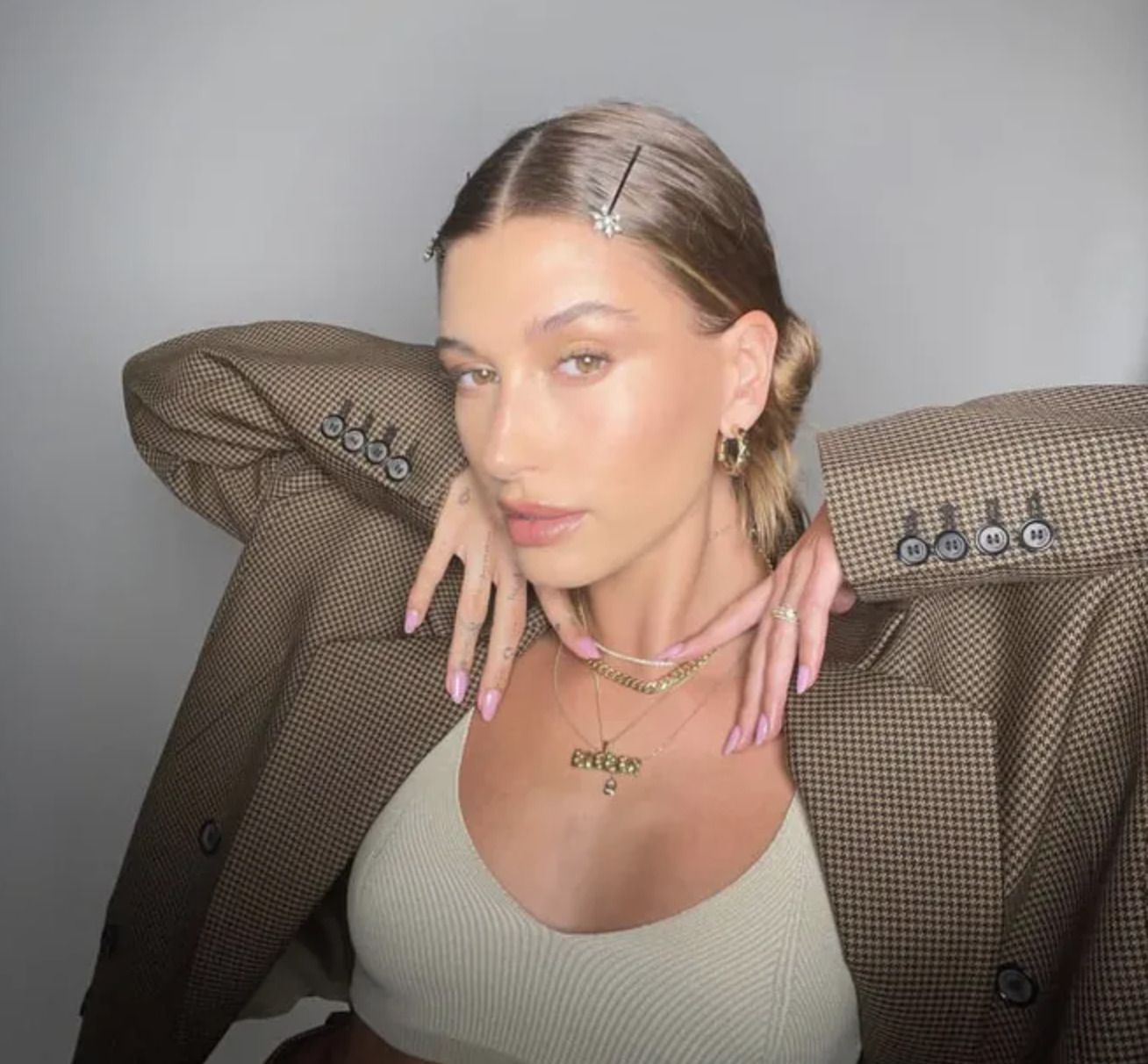 Який манікюр виглядає дорого: варіанти, які легко повторити. Елегантний манікюр — це фінальний штрих, що робить образ по-справжньому завершеним.