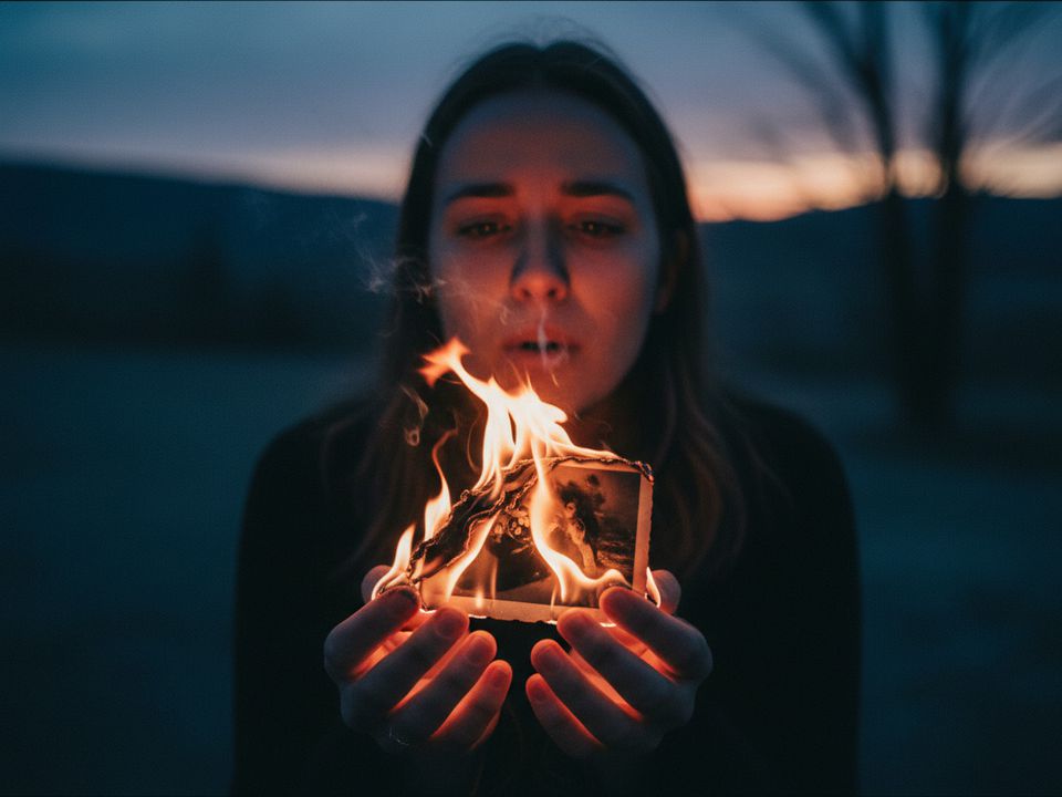 Молодик 20 листопада 2025 року: на кого зі знаків Зодіаку чекає особистий Новий рік, а на кого — раптовий переїзд?. 20 листопада 2025 року на небосхилі відбудеться могутня й доленосна подія — Молодик у загадковому та інтенсивному знаку Скорпіона.