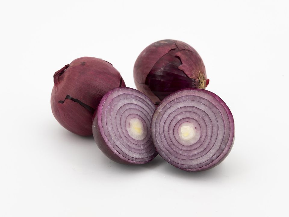 Для чого потрібні різні сорти цибулі і як у них розібратися. Зайшовши до магазину, ми найчастіше беремо першу-ліпшу цибулину, не замислюючись про сорт.