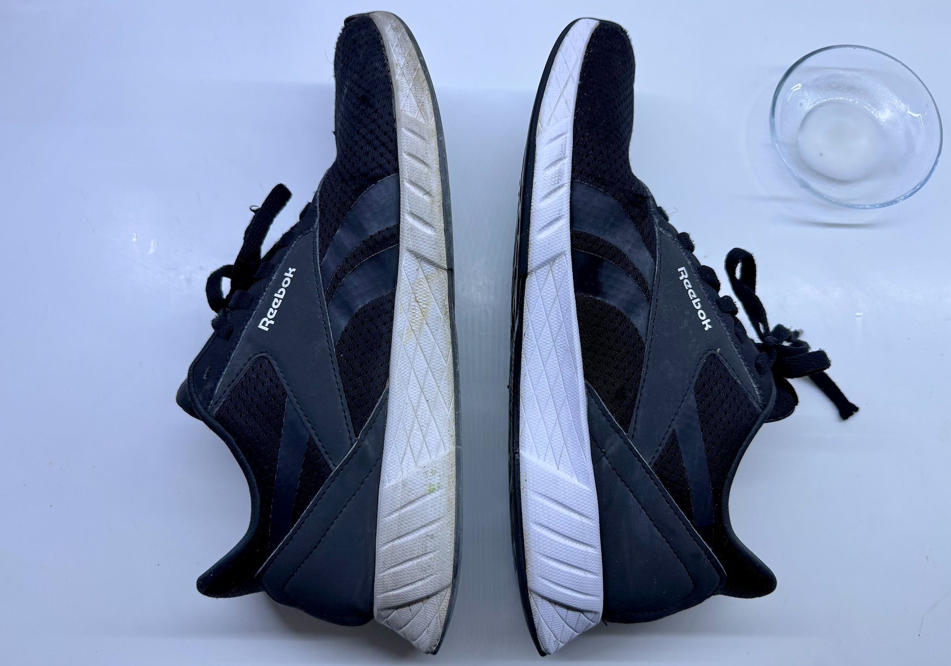 Відбілювання білої підошви