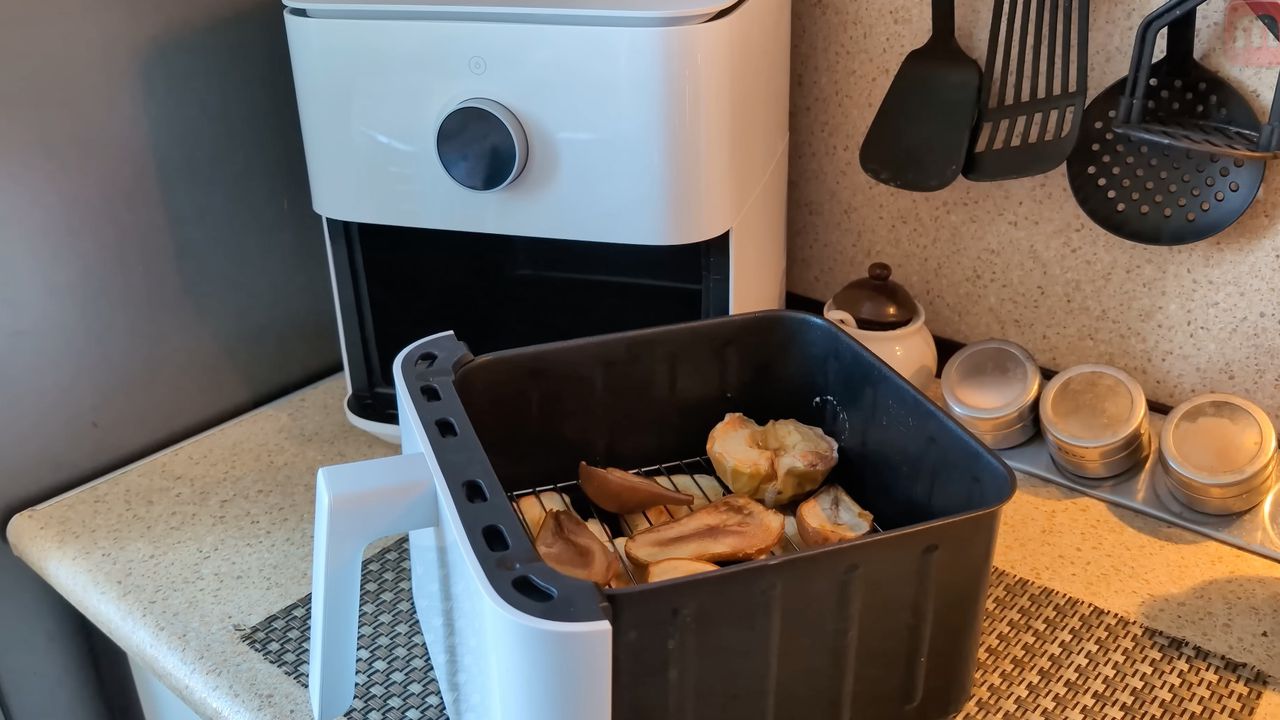 Конвекція в духовці проти аерогриля: чи можна нарешті перестати купувати зайвий пластик. Здається, ми живемо в епоху, коли розмови про аерогрилі стали неминучою частиною світської бесіди.