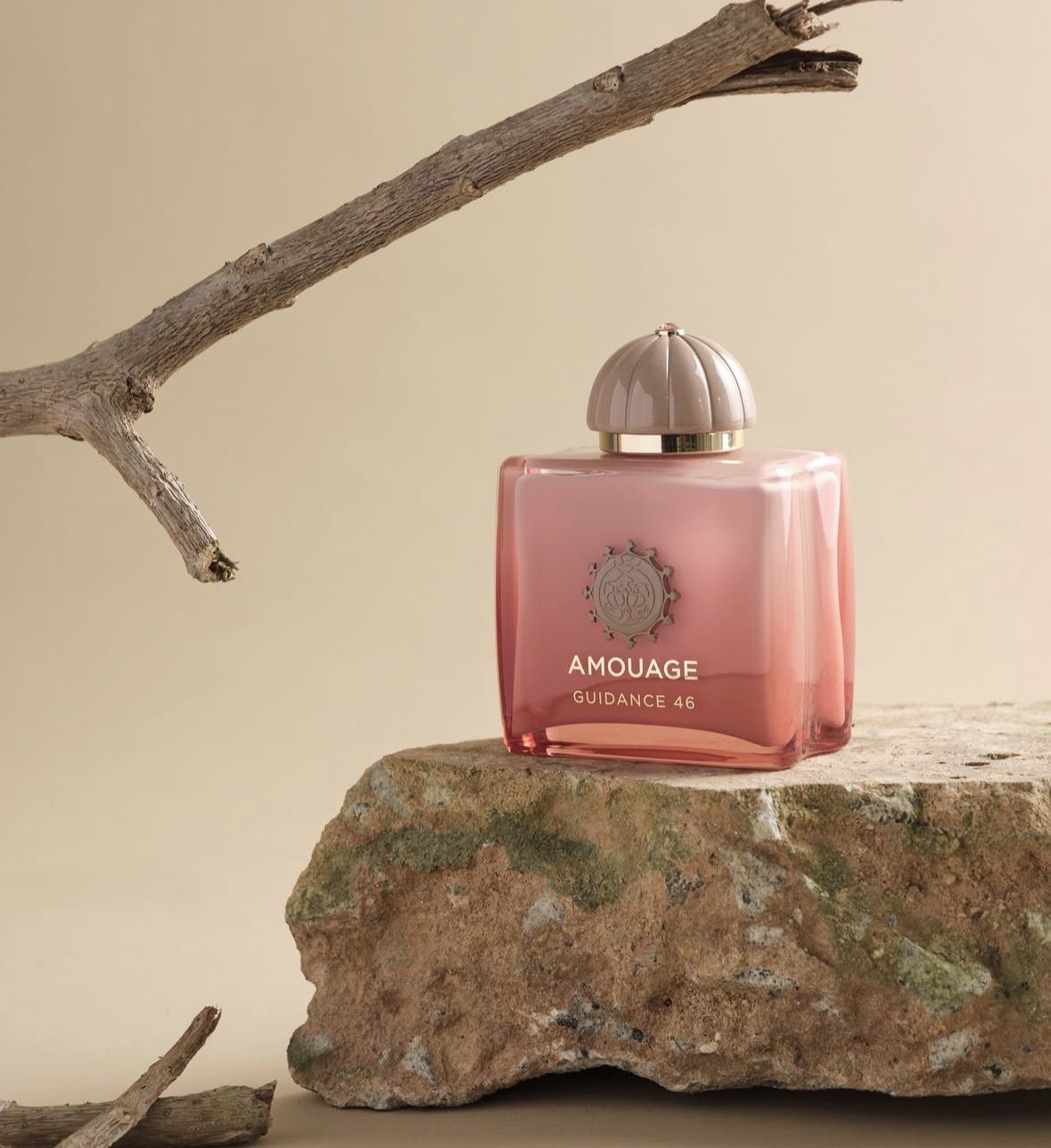 Не шлейф, а шлейфище: 5 незаїжджених яскравих ароматів. Іноді виникає гостра потреба просто зайняти собою весь простір.