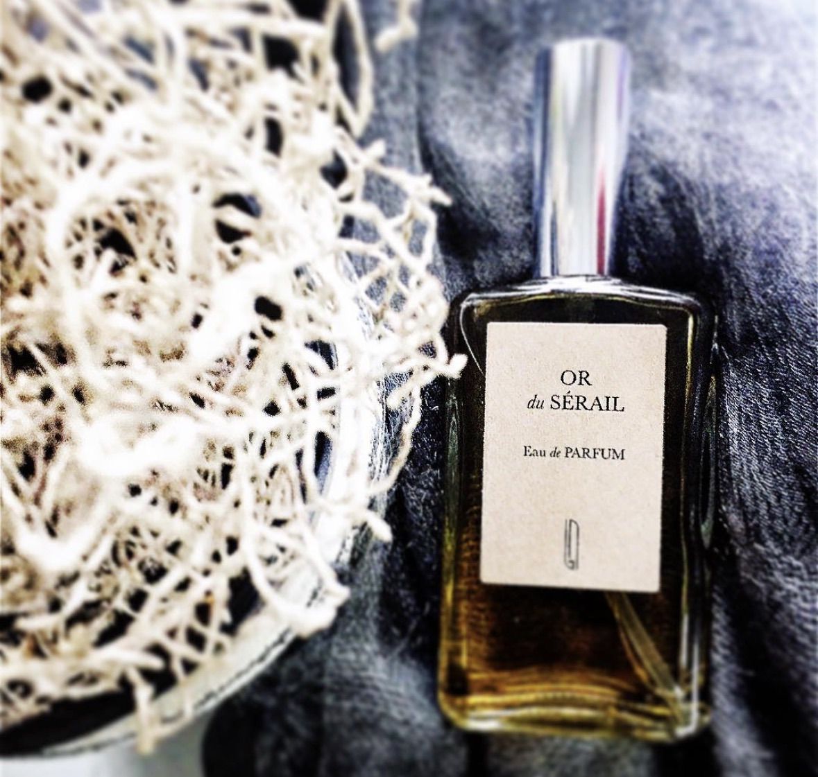 Не шлейф, а шлейфище: 5 незаїжджених яскравих ароматів. Іноді виникає гостра потреба просто зайняти собою весь простір.