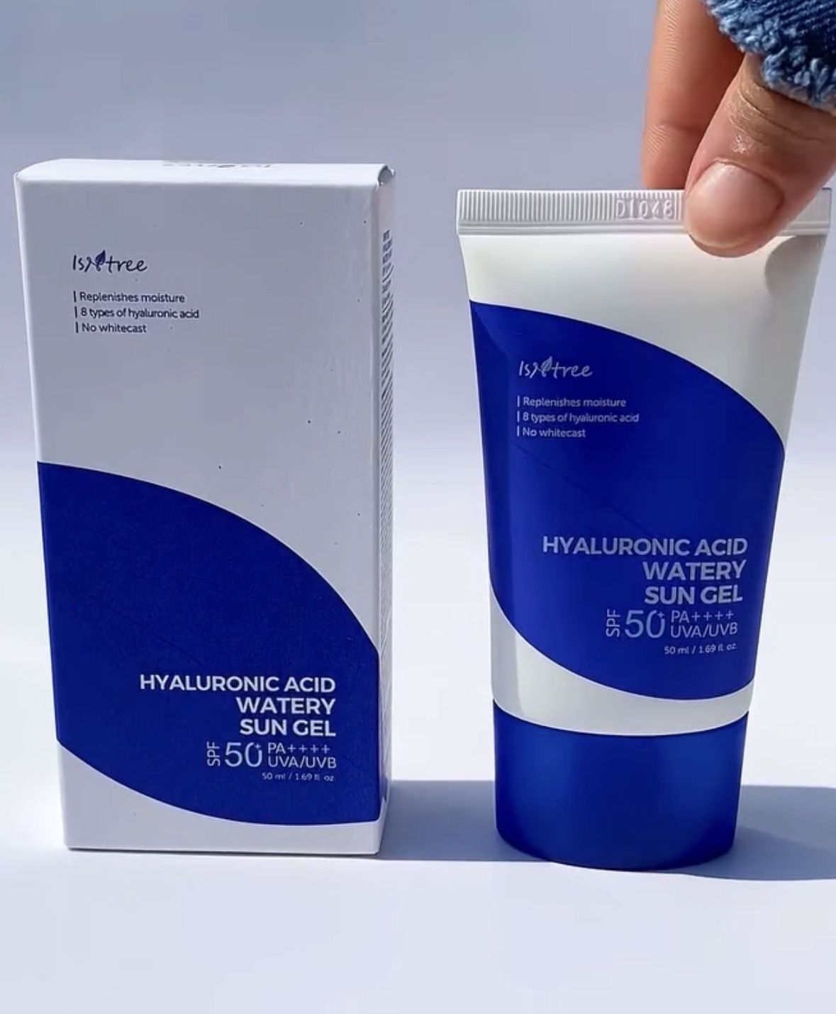 Жодних білих масок і масляних млинців: 5 дуже комфортних SPF-кремів до 1000 гривень