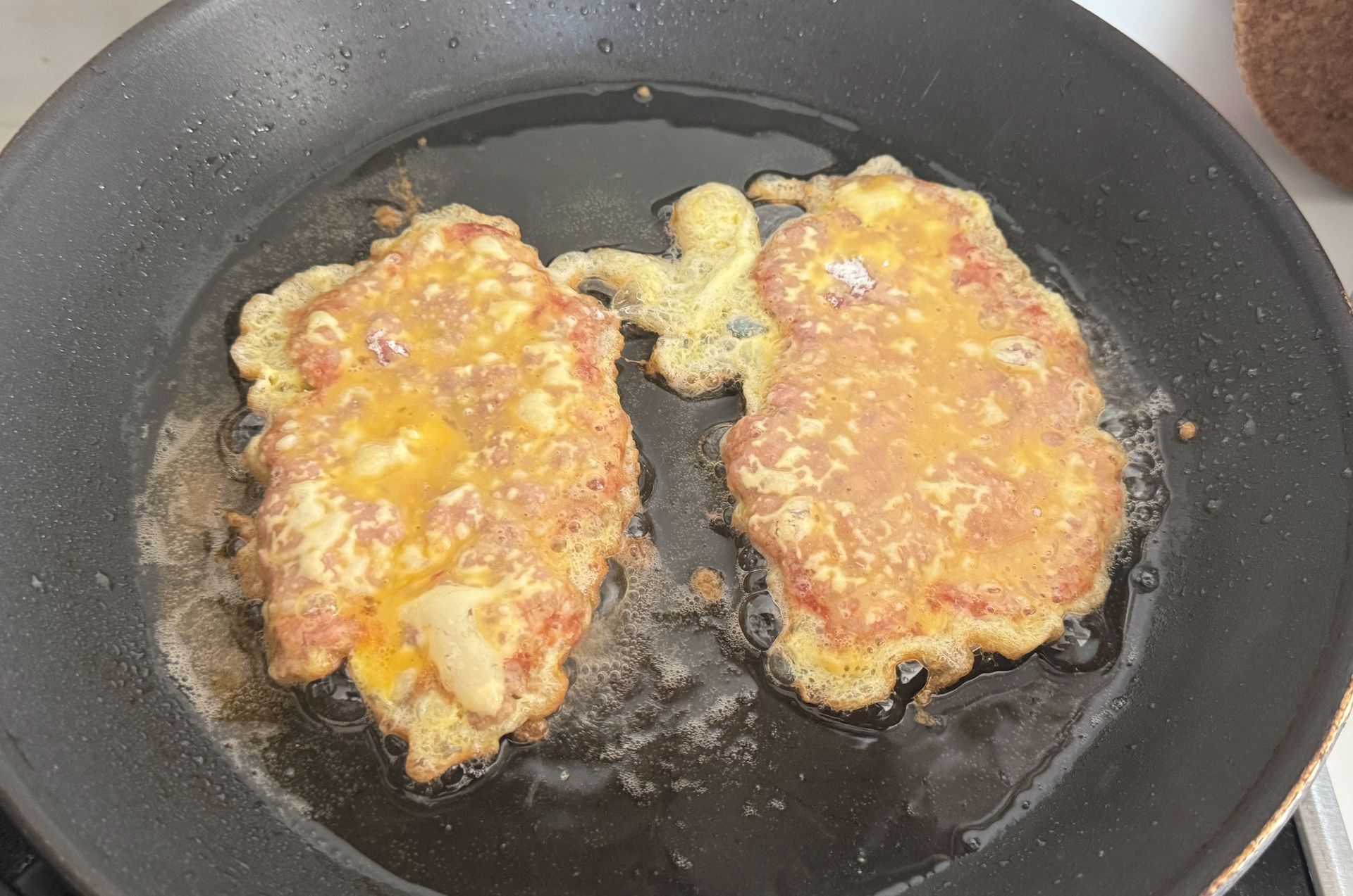 Як приготувати відбивні, якщо немає цілого шматка м’яса: 2 "лінивих" варіанти