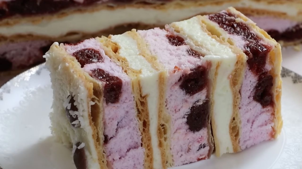 Пляцок із вишнями. Вишнева хмаринка